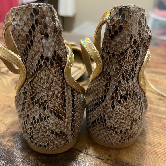 Gianni Bini Gold Dorsay Ankle Tie Flats - Picture 2 of 6